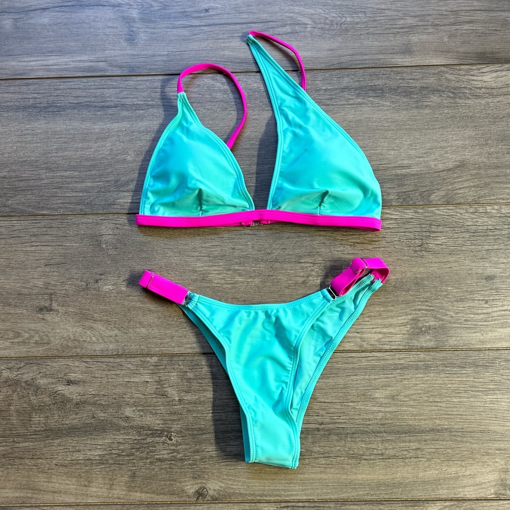 Aqua bikini set